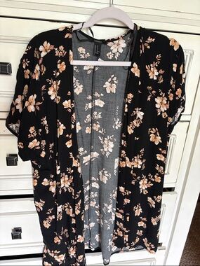 Forever 21 Black Floral Open-Front Kimono